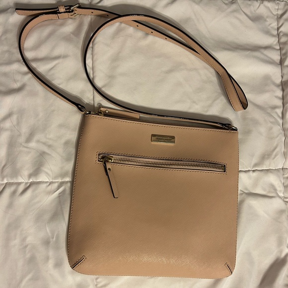 Kate Spade Crossbody - Picture 1 of 2